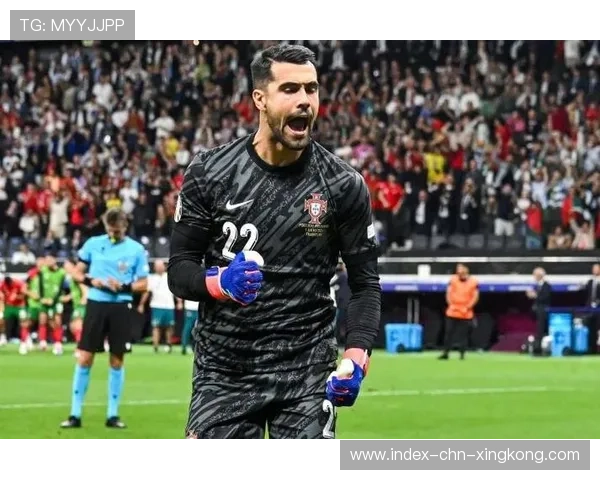 波尔图布鲁诺科斯塔中路爆射皮球直入上角：掌控半场的瞬间